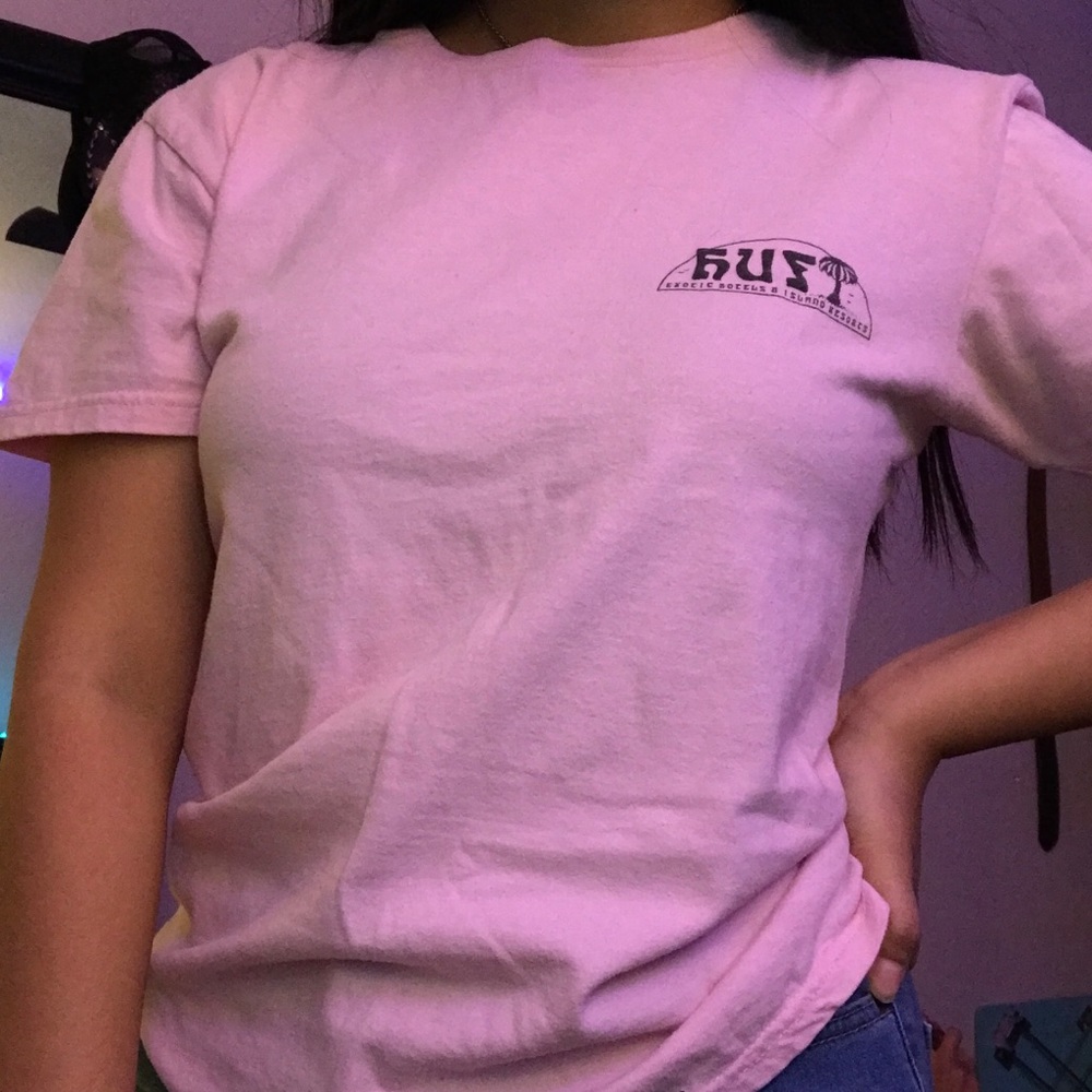 Cute pink HUF shirt !